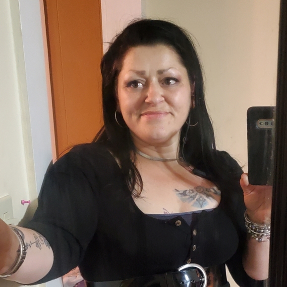 Meet your Posher, Prissy - Picture 2 of 2